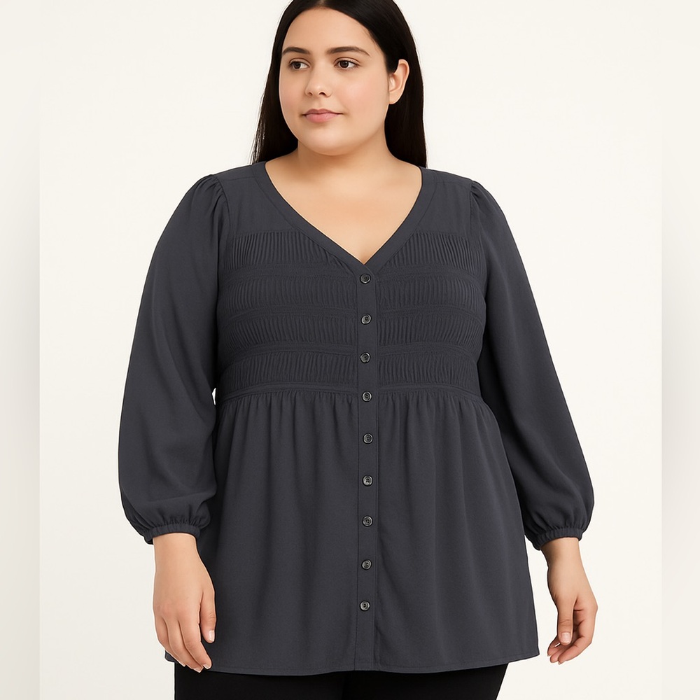 Torrid Womens Challis Smocked Tunic Top 3/4 Sleeve Size 1 Henley Babydoll Grey